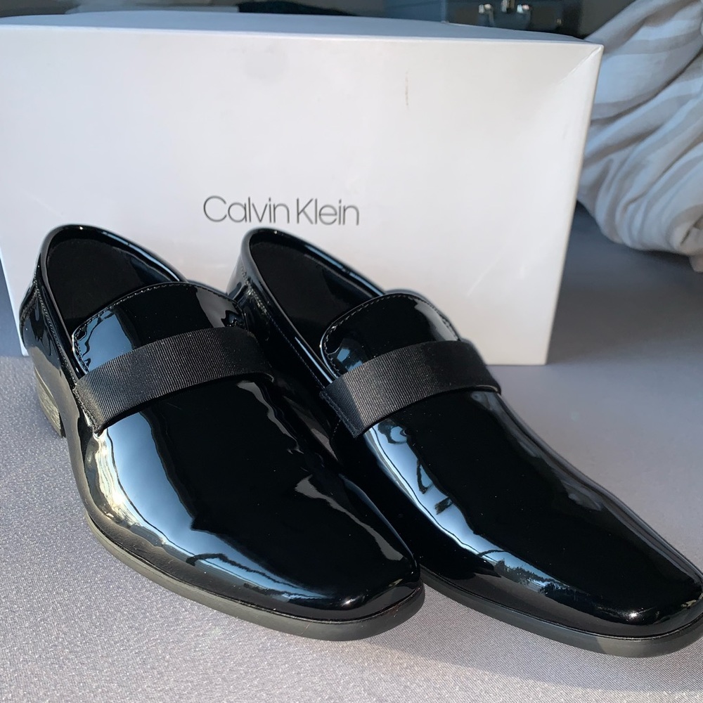 Calvin Klein mens dress shoe